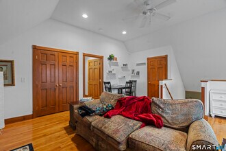 136 Edwards St in New Haven, CT - Building Photo - Building Photo