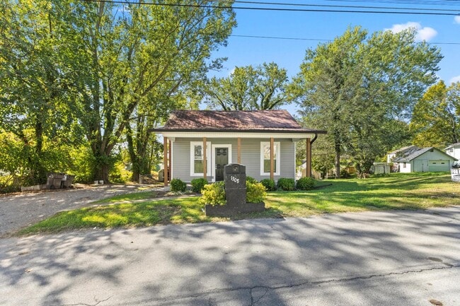 property at 1308 Columbia Rd