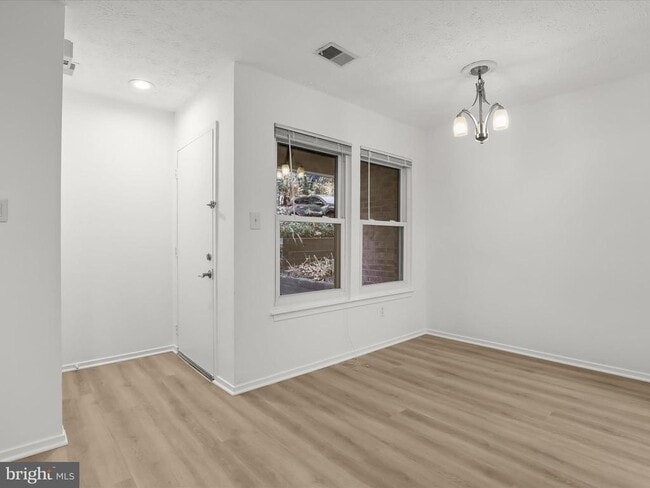 7517 Weather Worn Way in Columbia, MD - Building Photo - Building Photo