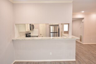 12565 Melville Dr in Montgomery, TX - Building Photo