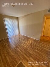 1810 E Blacklidge Dr in Tucson, AZ - Foto de edificio - Building Photo