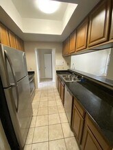806 W 24th St, Unit 209 in Austin, TX - Building Photo - Building Photo