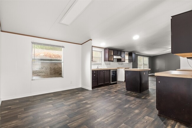 property at 811 De Lorean Ct