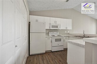 6800 Willowbrook Dr in Fayetteville, NC - Building Photo - Building Photo