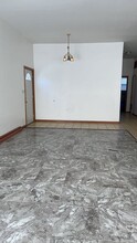 914 W Jackson St-Unit -914 in Muncie, IN - Building Photo - Building Photo