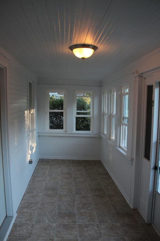 821 Lake St in Hobart, IN - Building Photo - Building Photo