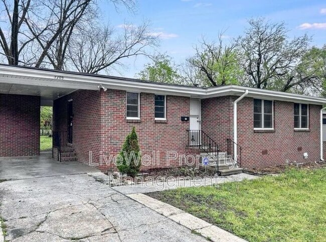1205 Woodward Rd in Birmingham, AL - Building Photo - Building Photo
