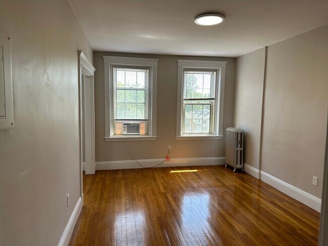property at 1 Craigie St