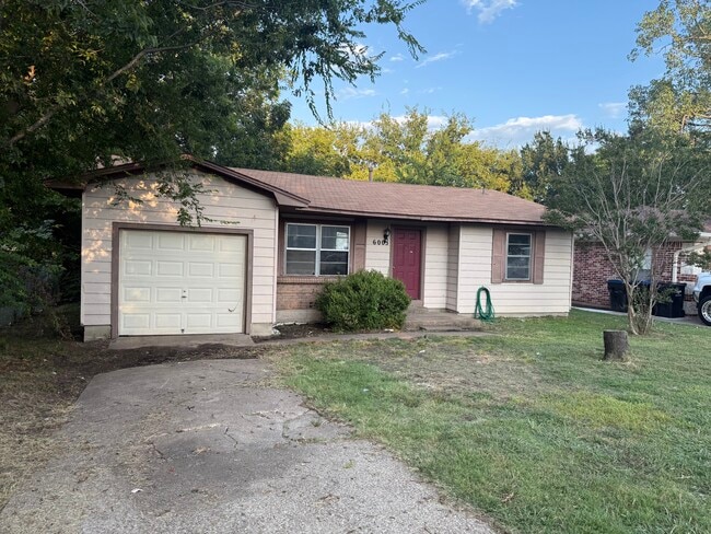 property at 6003 Sayle St