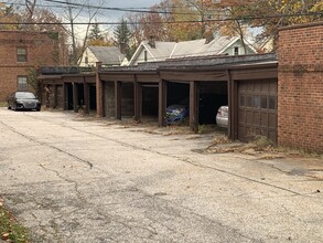 2521 Noble Rd in Cleveland Heights, OH - Building Photo - Building Photo