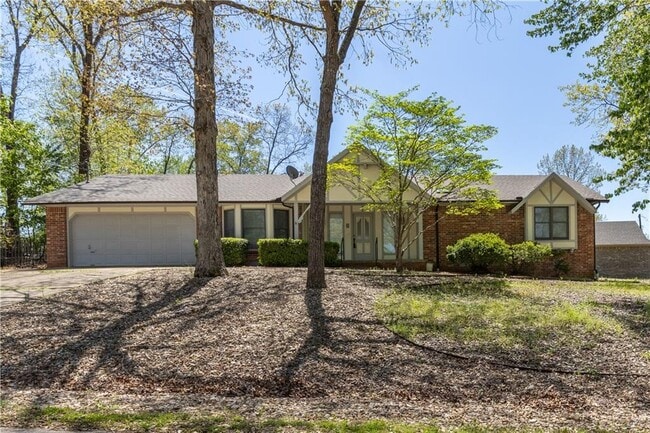 property at 1 Sandon Ln