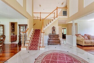 12 Fieldflower Dr in Montgomery, NJ - Foto de edificio - Building Photo