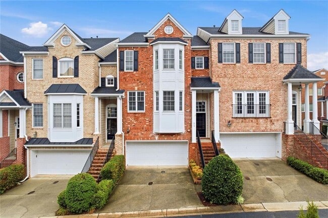 property at 319 Creekbank Way SE