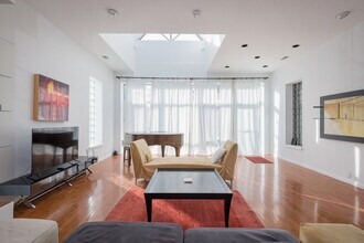 440 M St NW, Unit SI ID692P in Washington, DC - Foto de edificio - Building Photo