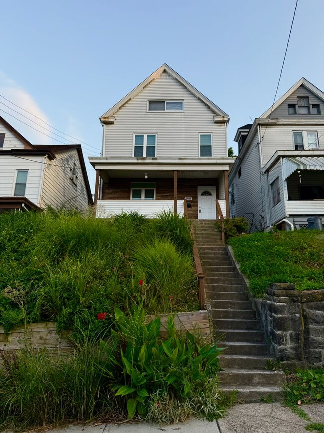 property at 108 Linnview Ave