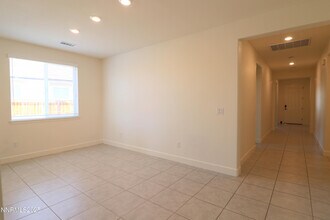 1199 Barn Owl Dr in Sparks, NV - Building Photo - Building Photo