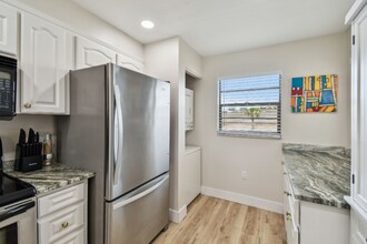 19531 Gulf Blvd in Indian Shores, FL - Building Photo - Building Photo