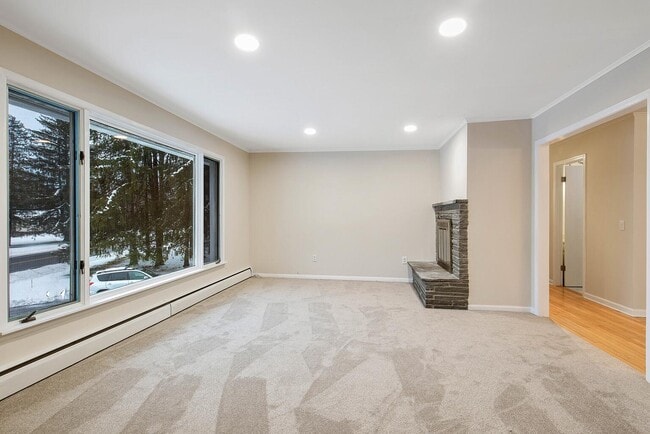 4489 Pompey Center Rd in Manlius, NY - Building Photo - Building Photo