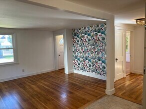 5 Ocean House Rd in Cape Elizabeth, ME - Building Photo - Building Photo
