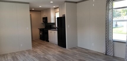 31 Mockingbird Hill Dr in Orion Township, MI - Building Photo - Building Photo