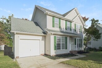 14313 Blue Grass Dr in Huntersville, NC - Building Photo - Building Photo