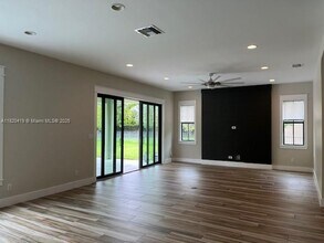 9140 Meridian Dr E in Parkland, FL - Building Photo - Building Photo