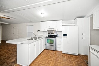 25270 Pompano Dr in Elberta, AL - Building Photo - Building Photo