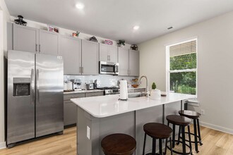543 Ballard Dr in White House, TN - Building Photo - Building Photo