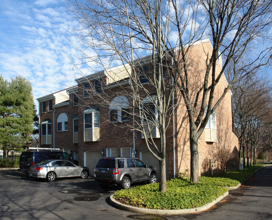 River Landing Apartments in Cos Cob, CT - Foto de edificio