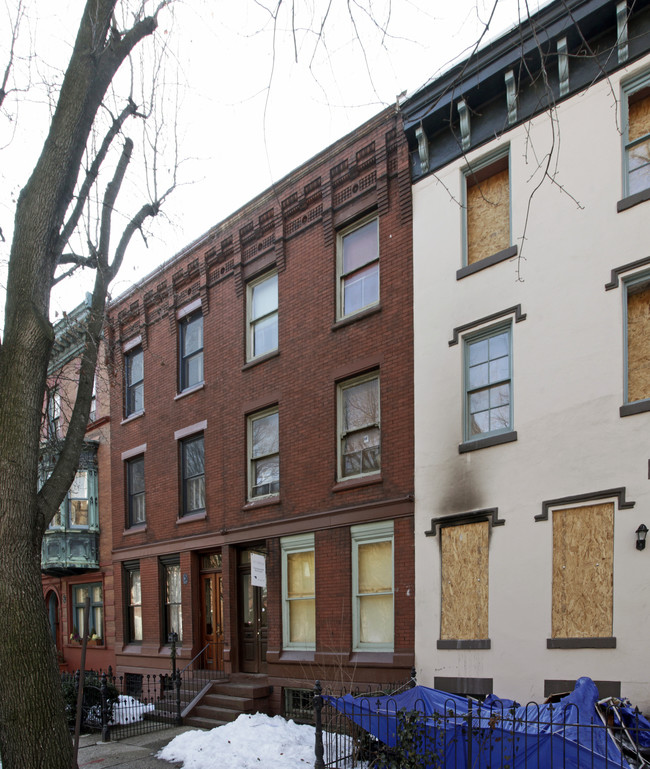 2118 Green St in Philadelphia, PA - Building Photo - Building Photo