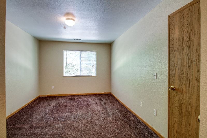 3433 Haleh Cir SE-Unit -G in Grand Rapids, MI - Building Photo
