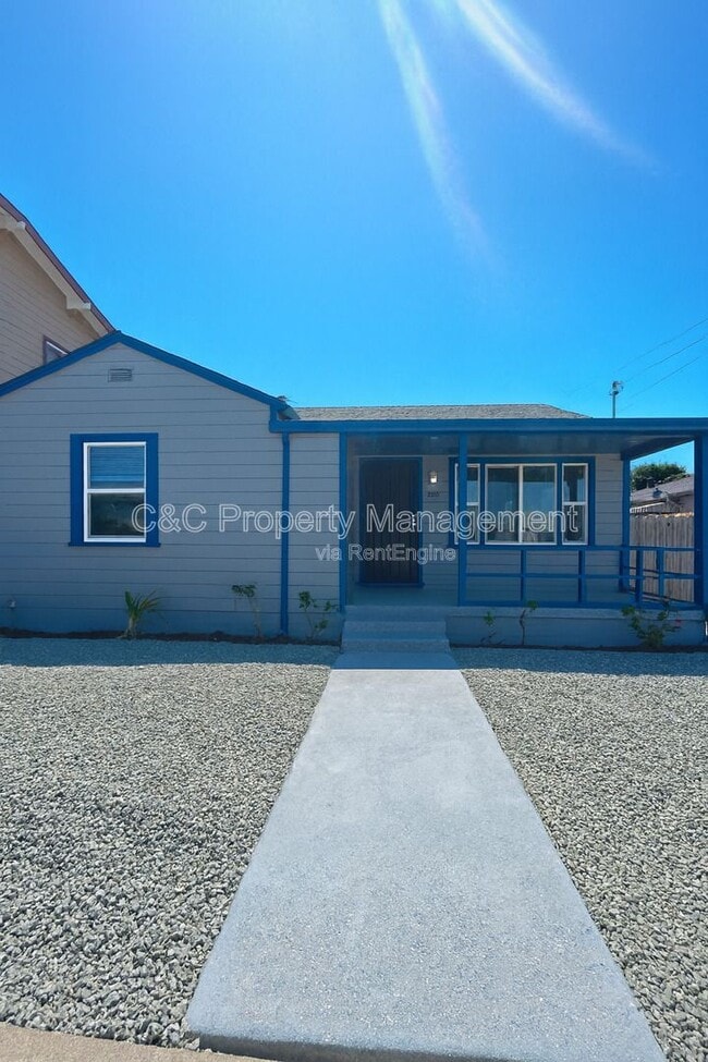 property at 2370 Lowell Ave