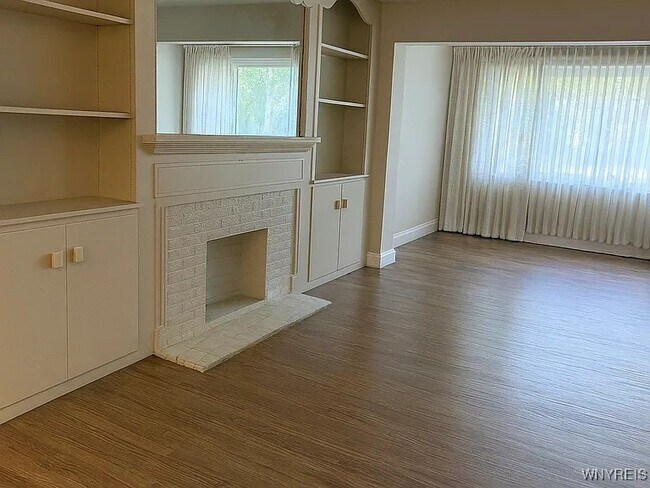 300 North Park Ave in Buffalo, NY - Building Photo - Building Photo