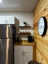 1 Addys Way, Unit 1 in Belfast, ME - Foto de edificio - Building Photo