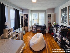 229 Chestnut Hill Ave in Boston, MA - Foto de edificio - Building Photo