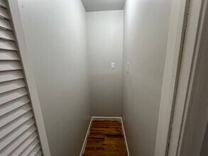 33 McAdoo Ave in Jersey City, NJ - Foto de edificio - Building Photo