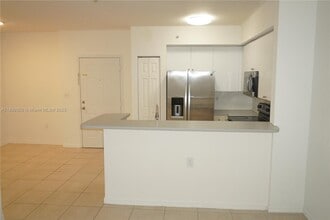 11040 SW 196th St in Miami, FL - Building Photo - Building Photo
