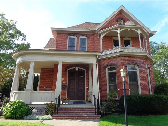 170 E 1st St in Corning, NY - Building Photo - Building Photo