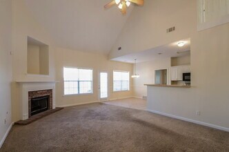 10076 Sutton Ridge Ln in Cordova, TN - Building Photo - Building Photo