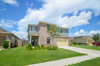 2511 Shining Spur Ct in Alvin, TX - Foto de edificio - Building Photo