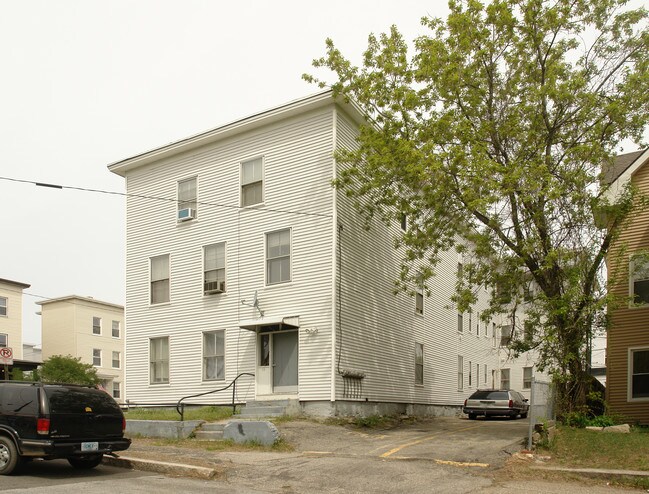 43 Sullivan St in Manchester, NH - Building Photo - Building Photo