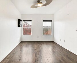 330 W Las Colinas Blvd., Unit ID29449 in Irving, TX - Foto de edificio - Building Photo