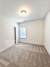 725 N McFarland St in Gastonia, NC - Building Photo - Building Photo