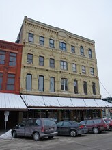 343 N Broadway in Milwaukee, WI - Building Photo - Building Photo