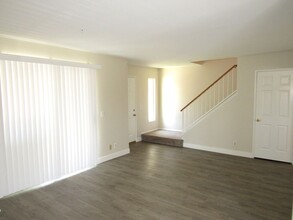 201 Laurel Ave in Brea, CA - Building Photo - Building Photo