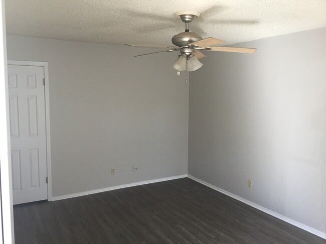 2106 Jomar St in San Angelo, TX - Building Photo - Building Photo