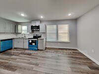 6714 Haight St photo'