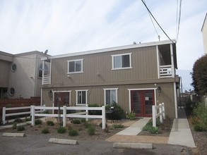 1209 S Nevada St in Oceanside, CA - Building Photo - Building Photo