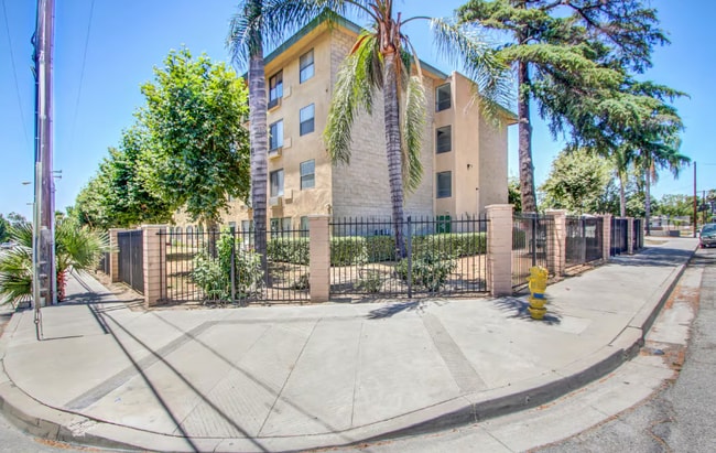 property at 363 E Gilbert St