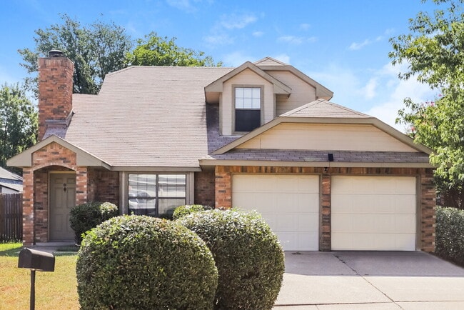 property at 5517 Silver Maple Dr